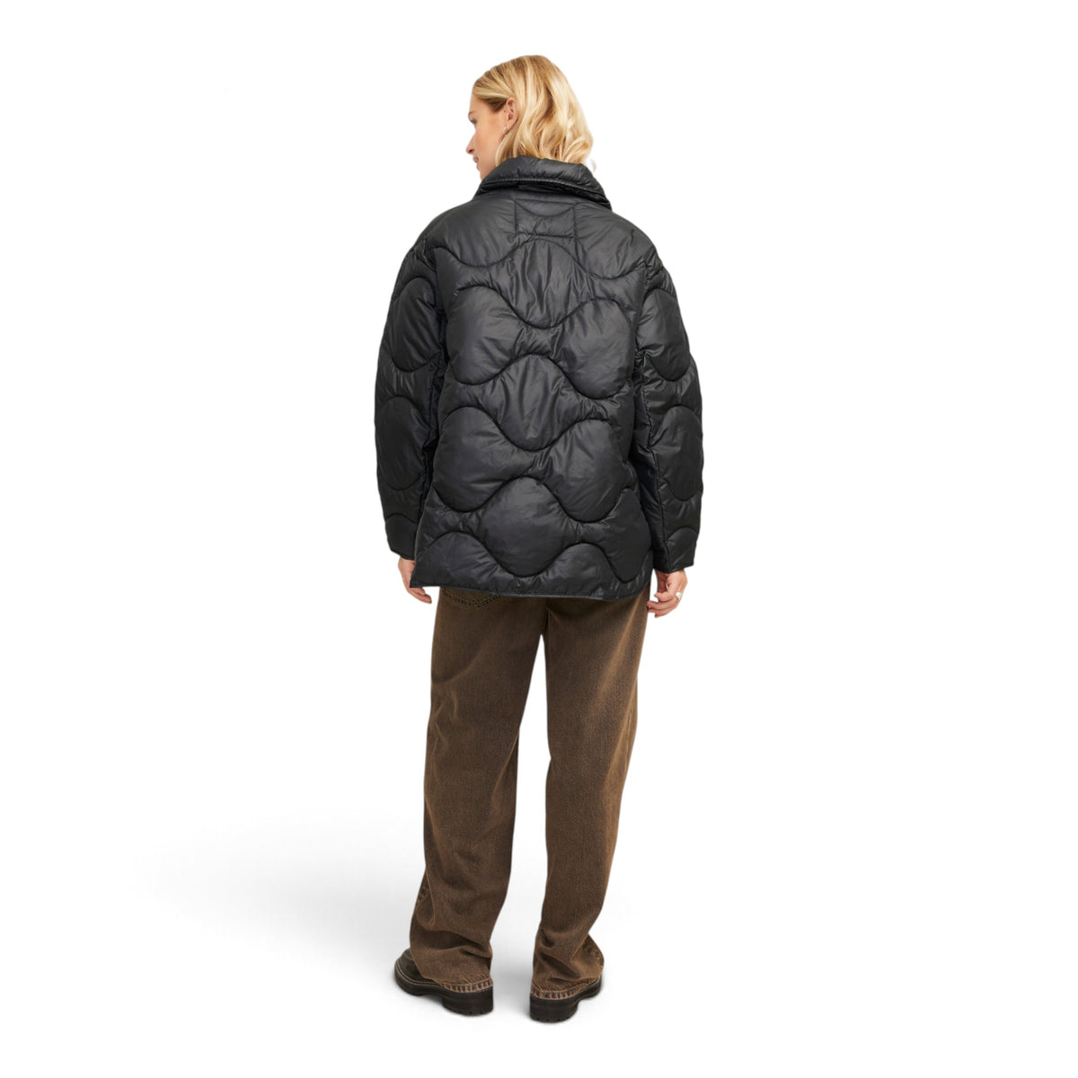 STELLA SHINY QUILTED JACKET