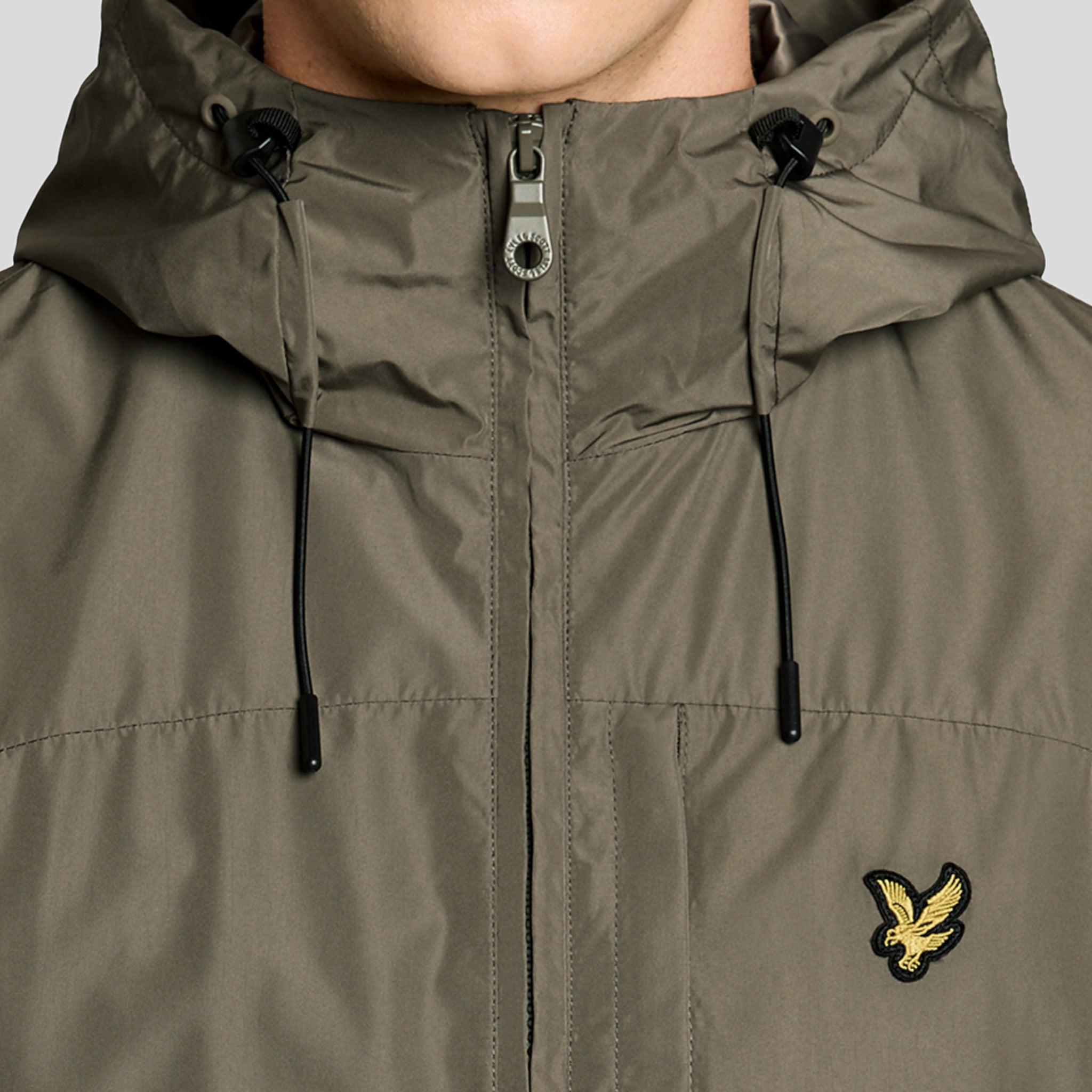 LIGHTWEIGHT HOODED JACKET