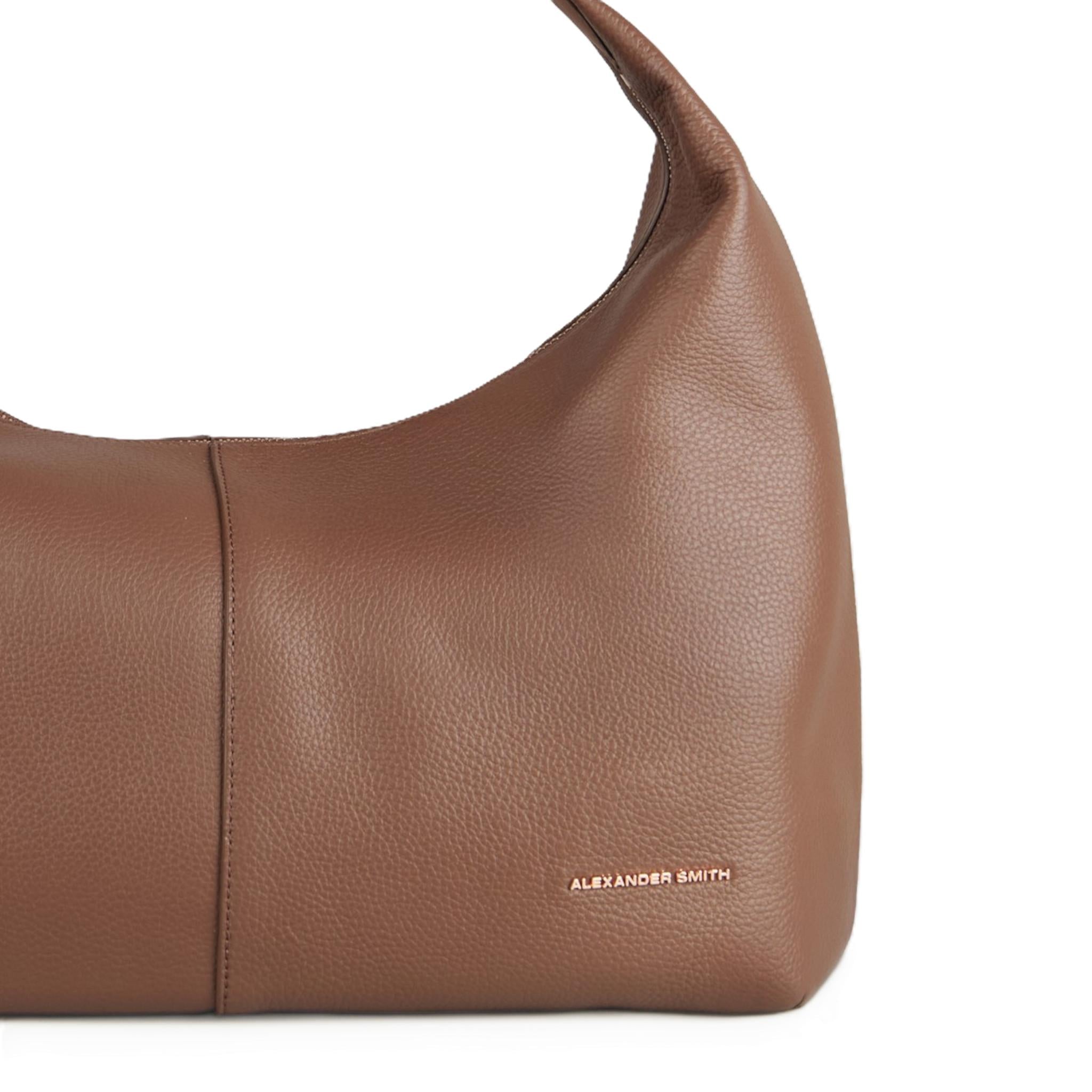 CHLOE LARGE