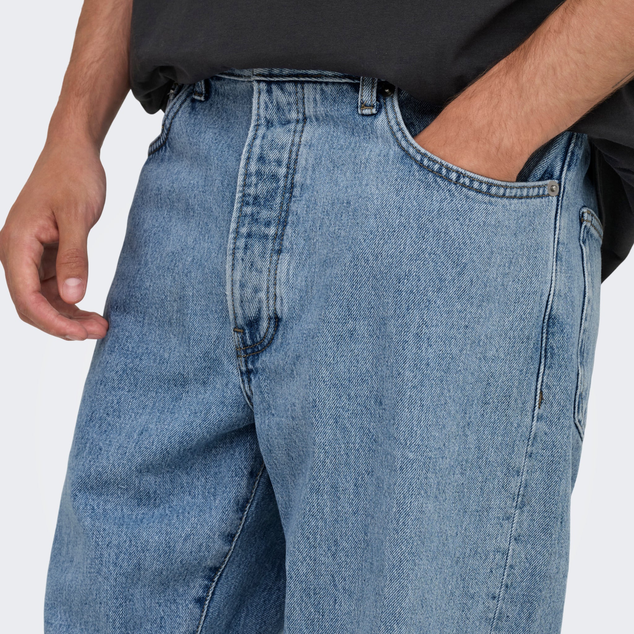 TYE LOOSE TAPERED DENIM