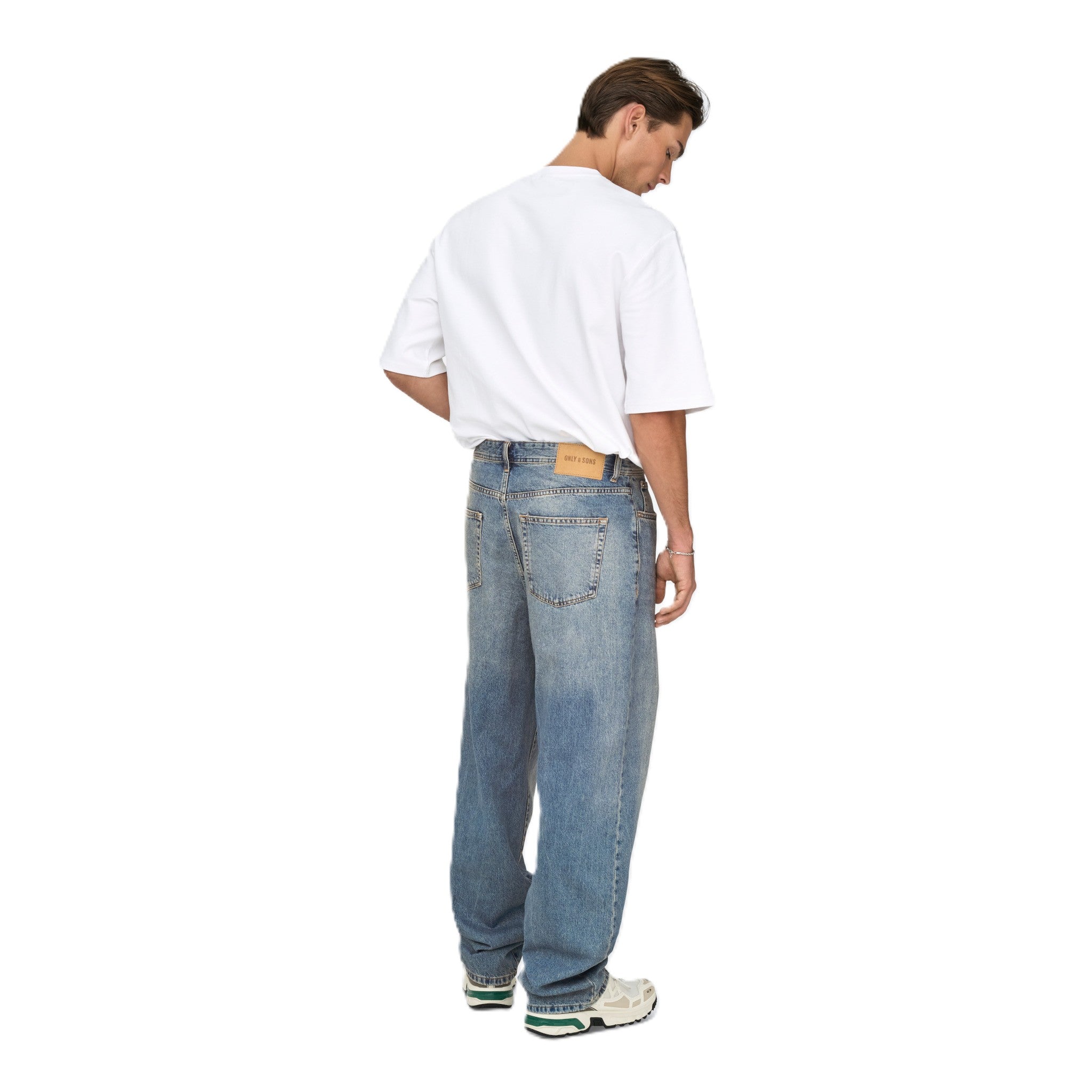FADE LOOSE DENIM