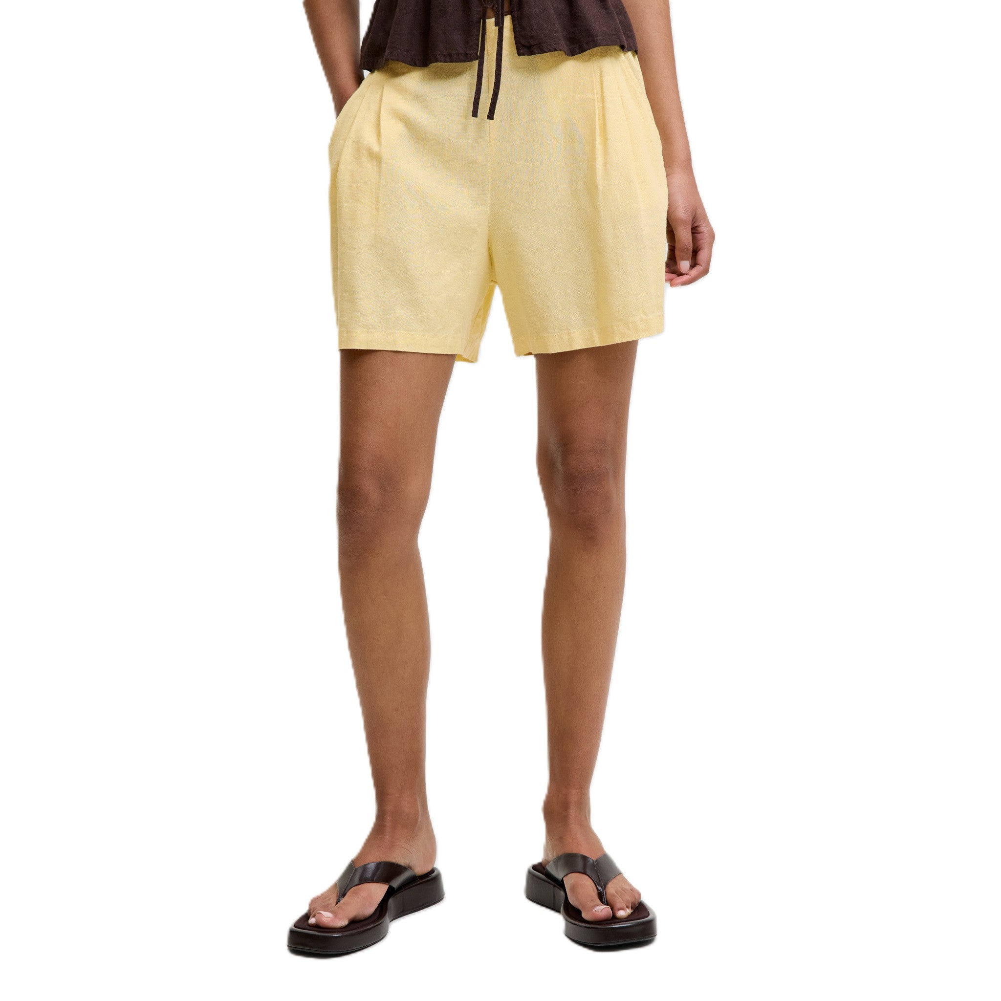 ALMIRA LINEN SHORTS