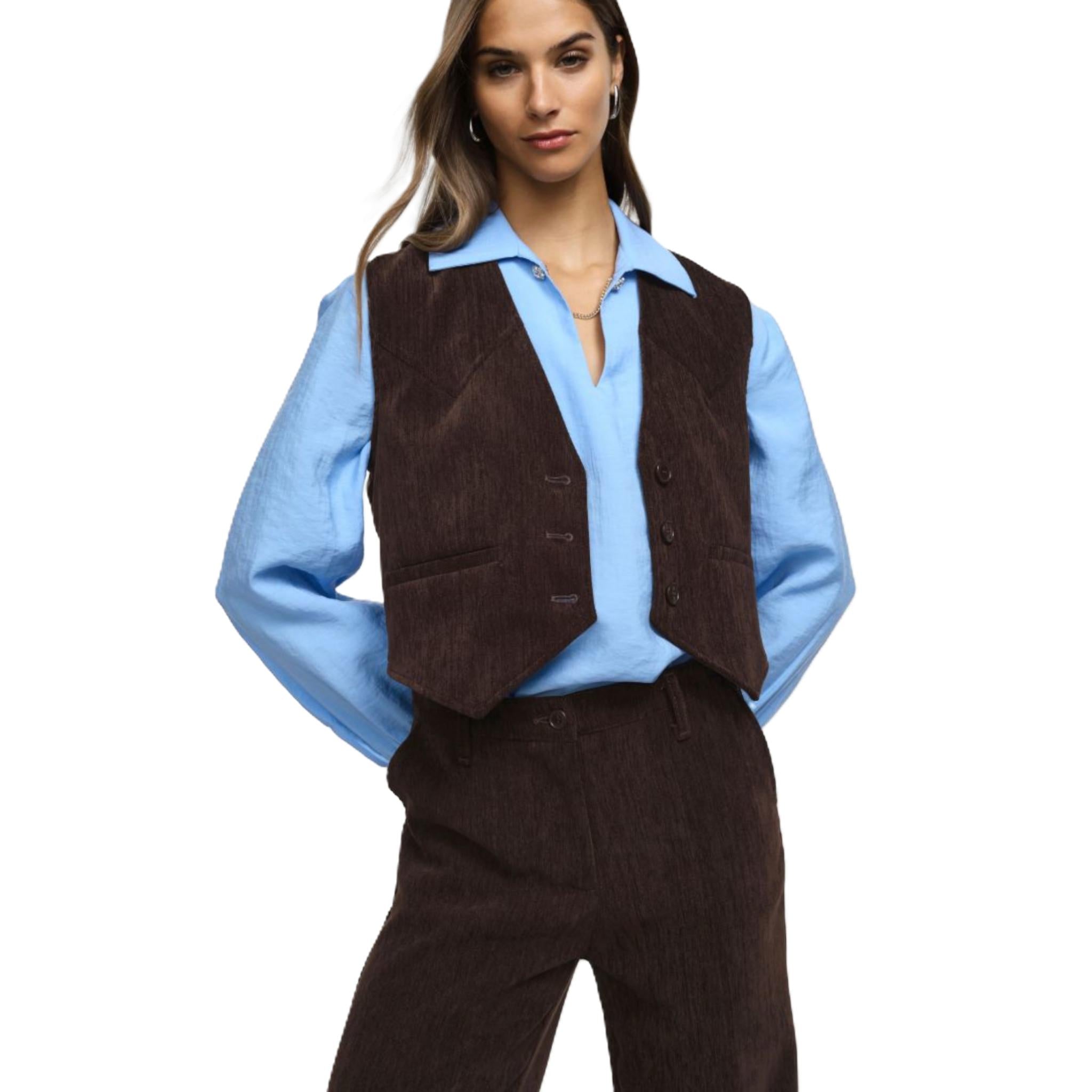 GILET CON ABBOTTONATURA FRONTALE