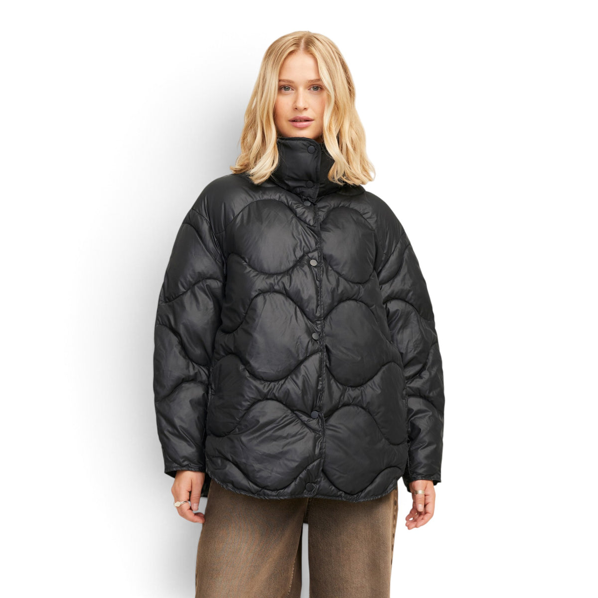 STELLA SHINY QUILTED JACKET