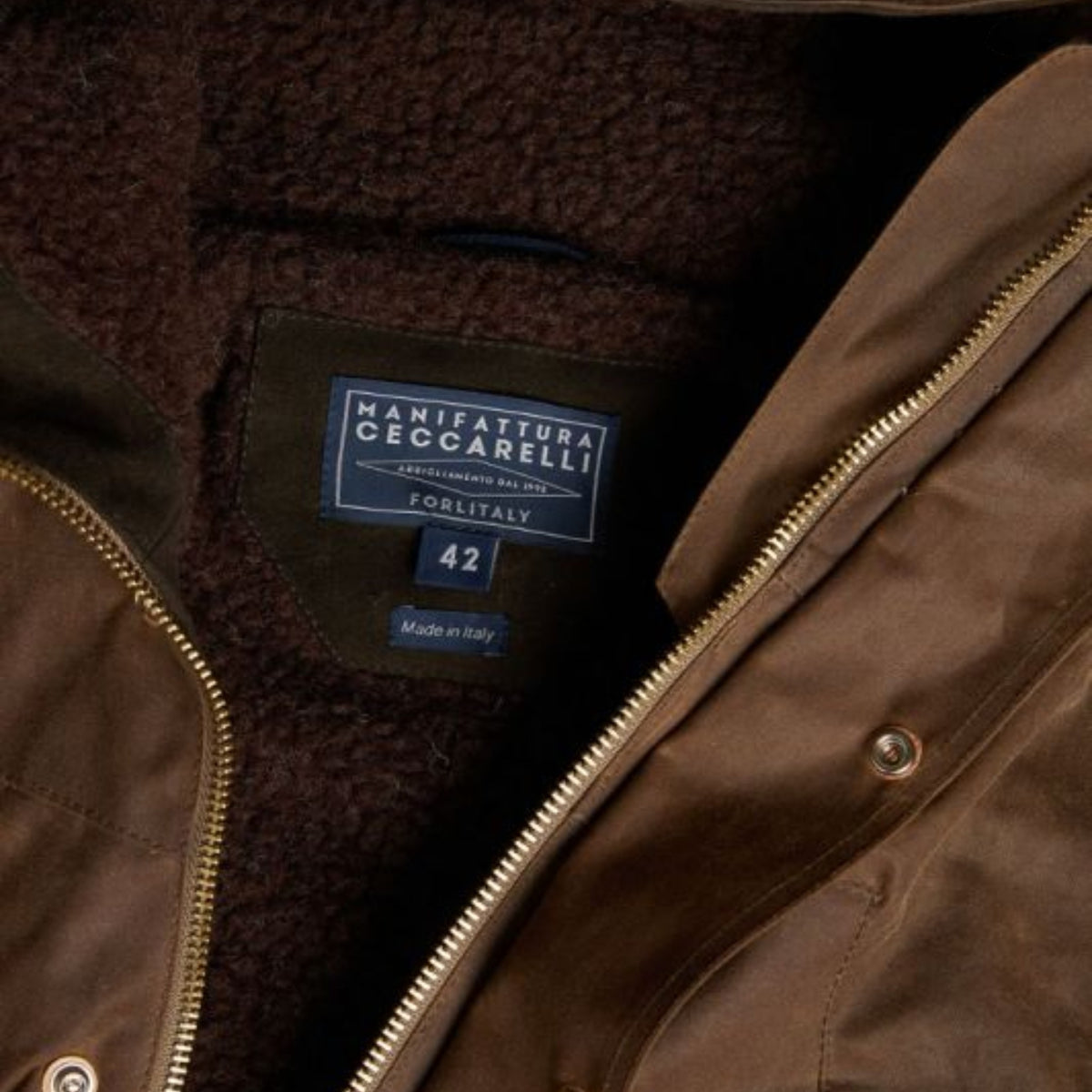 MOUNTAIN JACKET