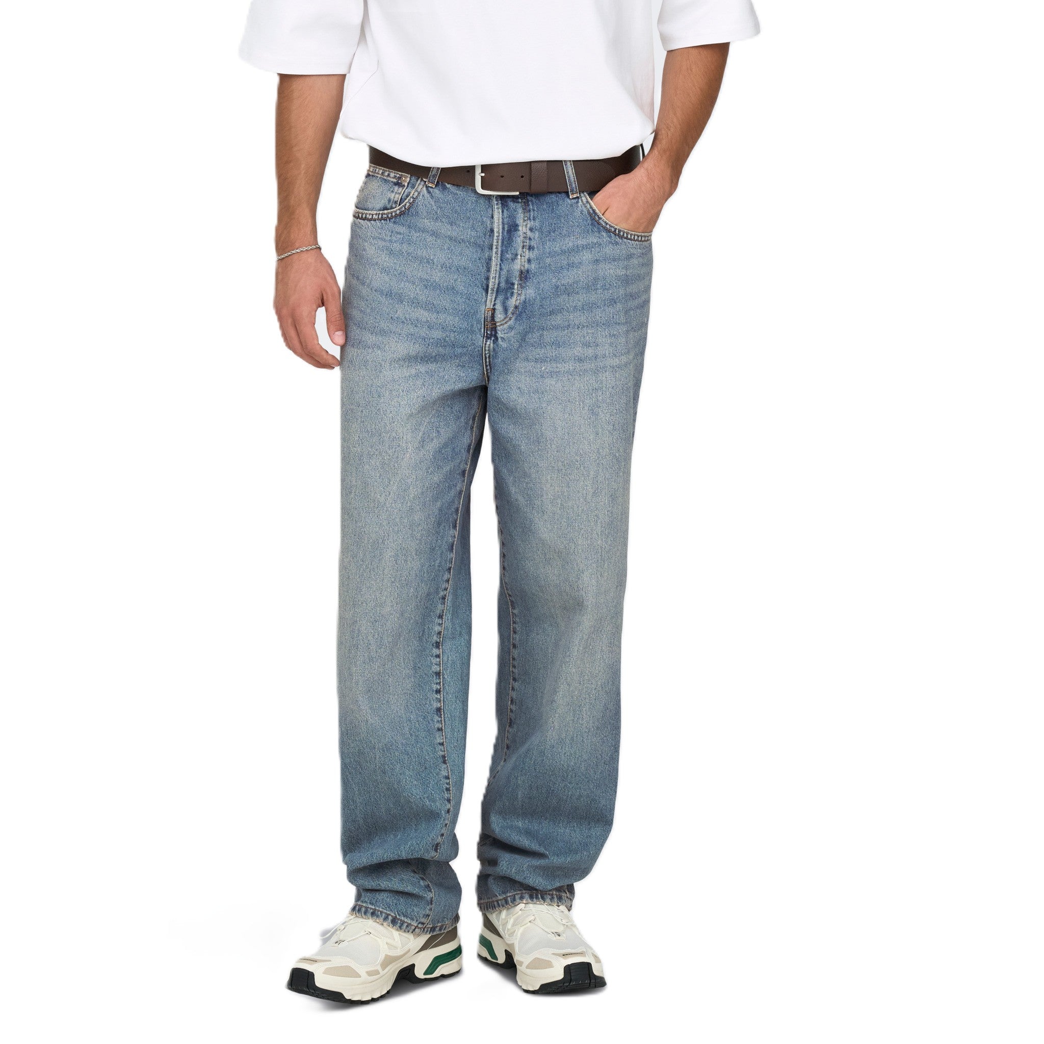 FADE LOOSE DENIM