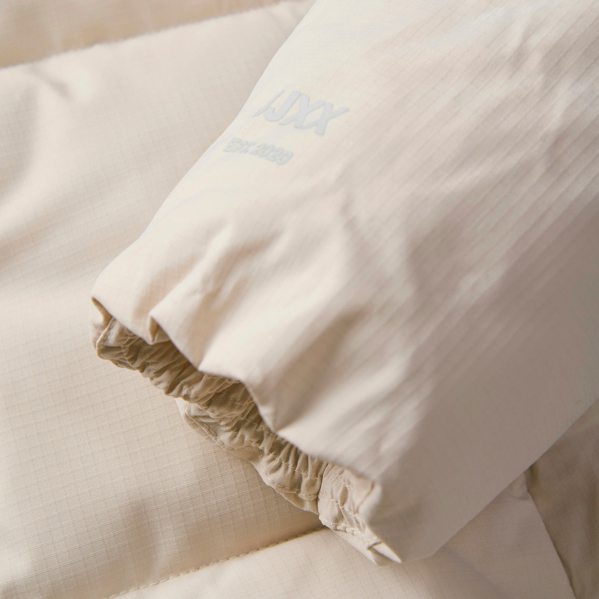 JXGLOBAL PUFFER JACKET