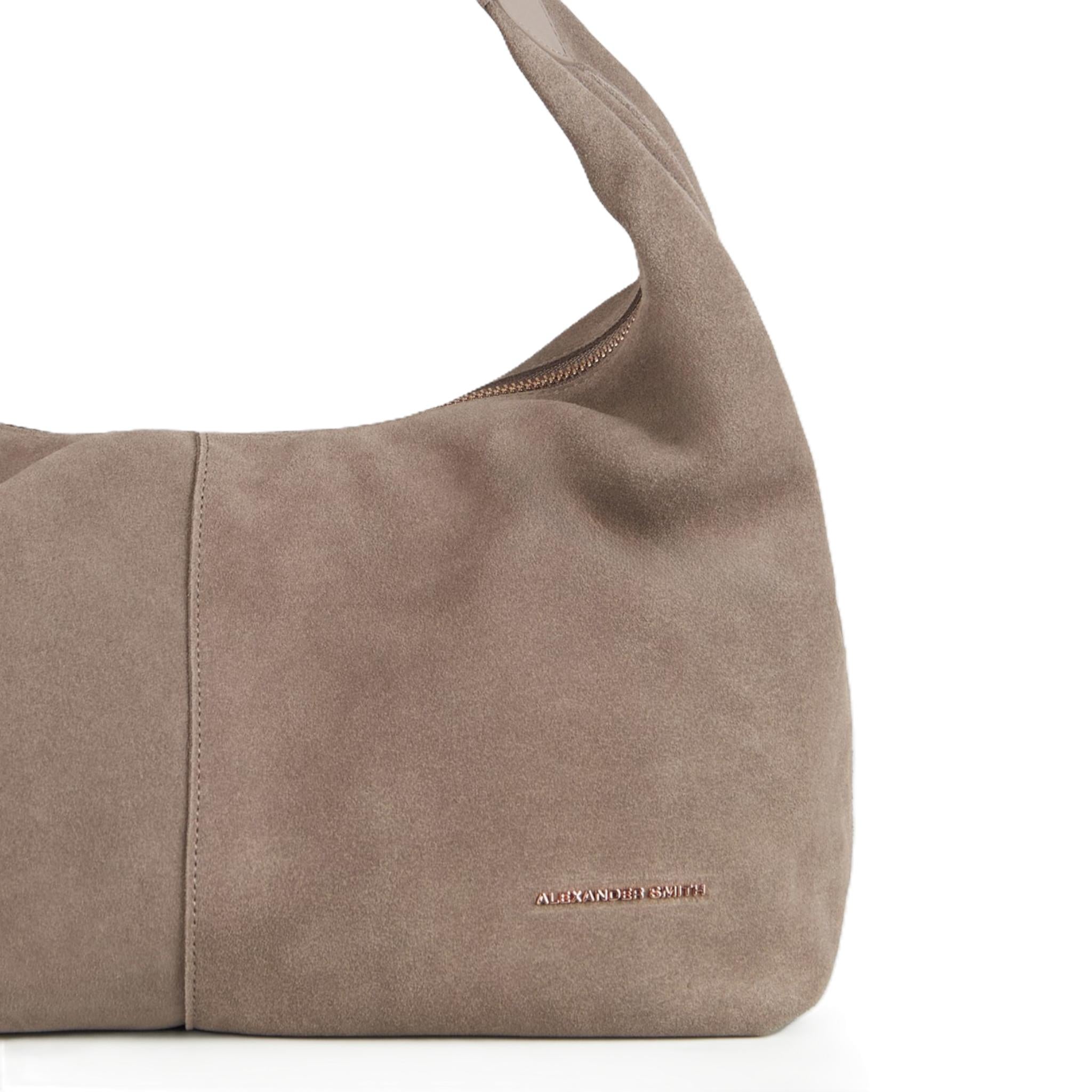 CHLOE LARGE