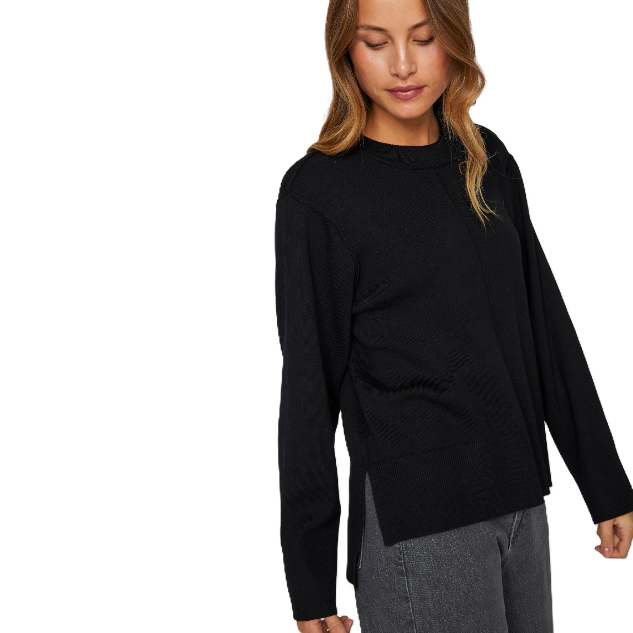 VIOSTRIA O-NECK KNIT