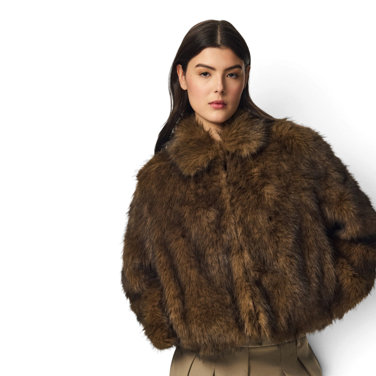 JILLA SHORT FLUFFY JACKET