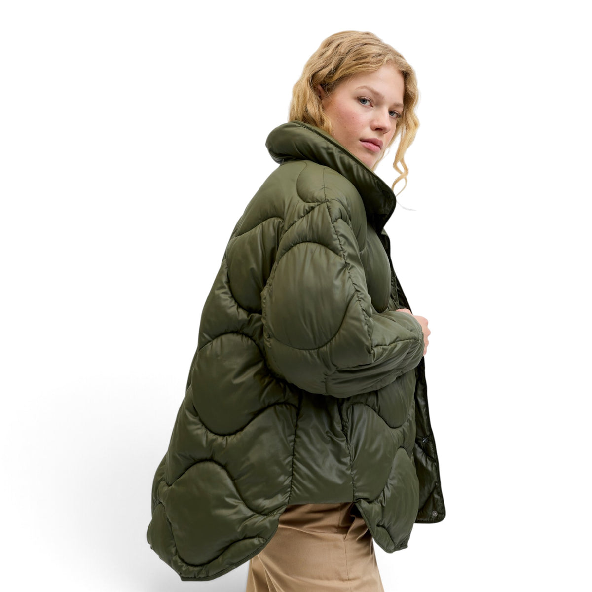 STELLA SHINY QUILTED JACKET