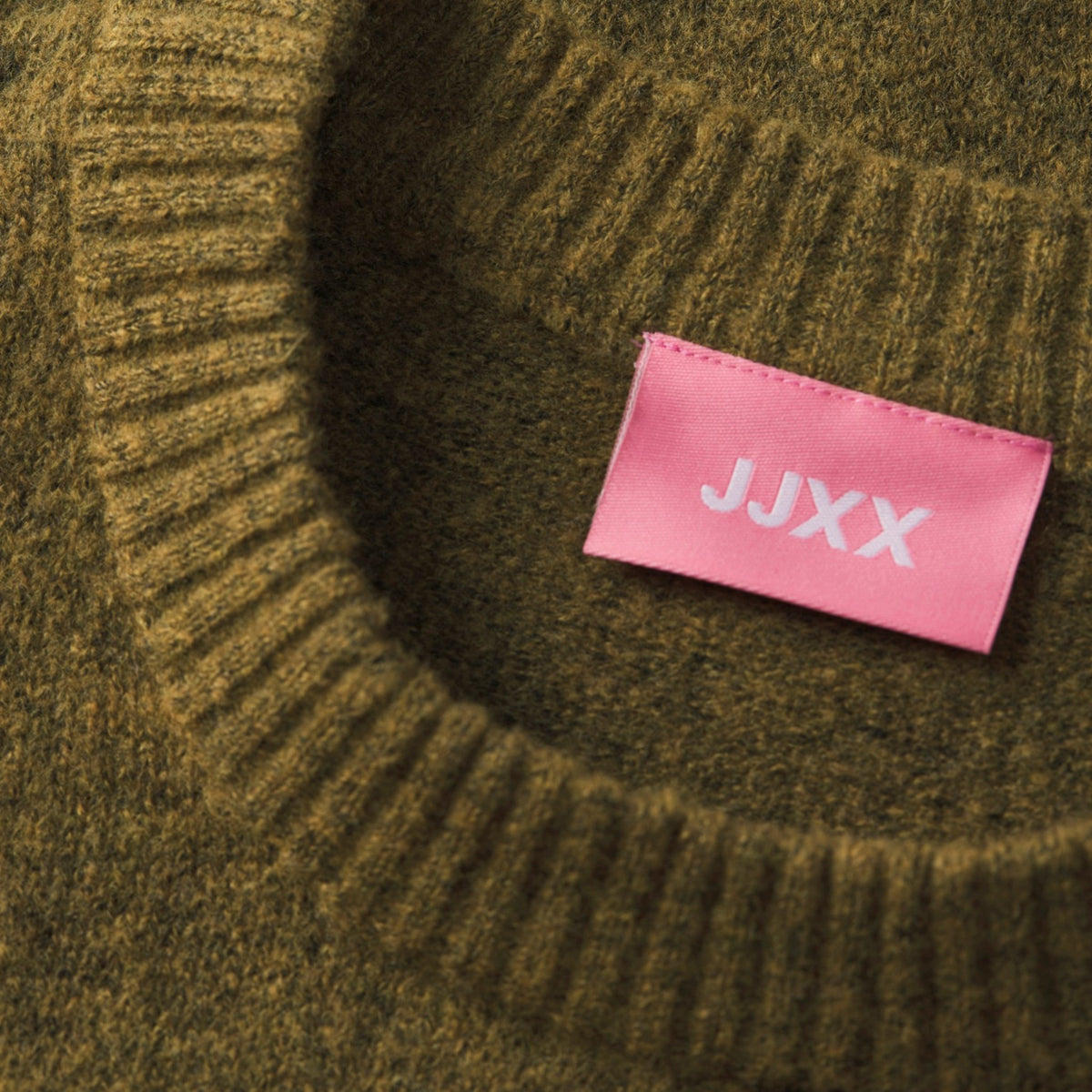 VALERIA CREW NECK KNIT