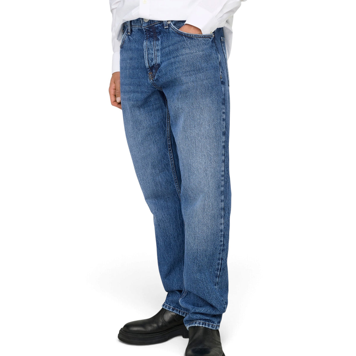 EDGE STRAIGHT DENIM