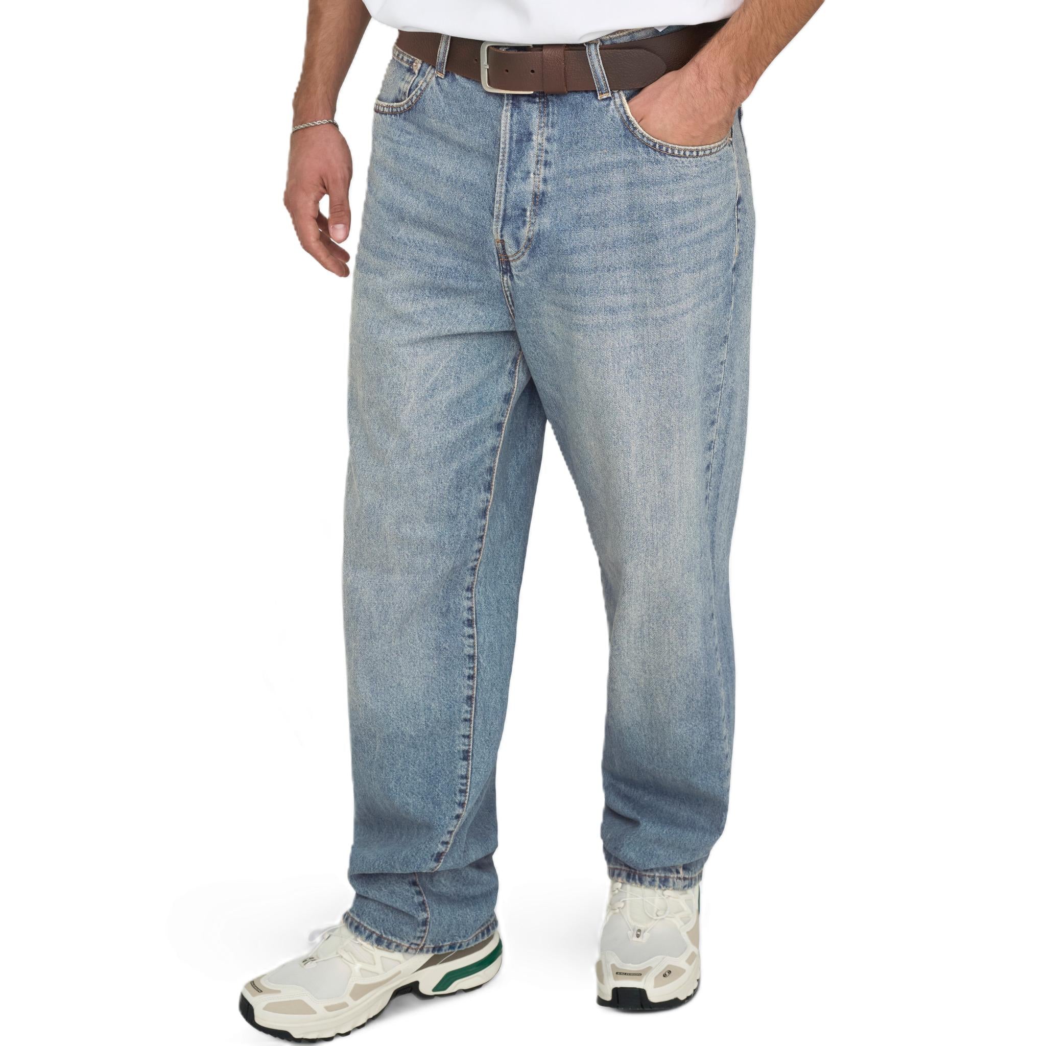 FADE LOOSE DENIM
