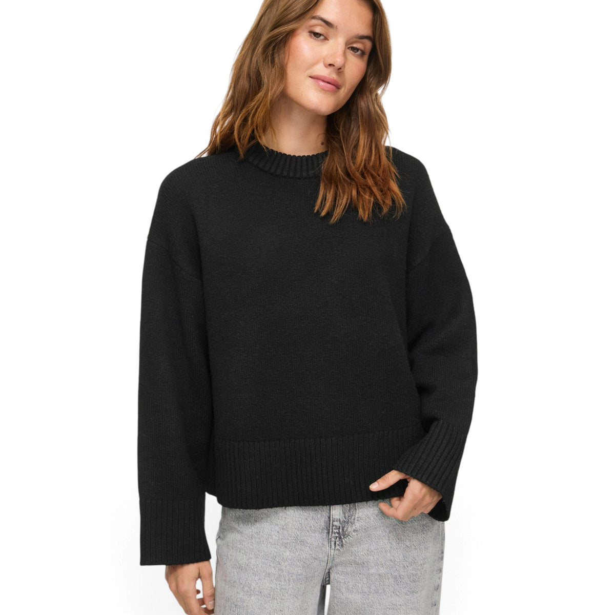 SIA O-NECK KNIT PULLOVER
