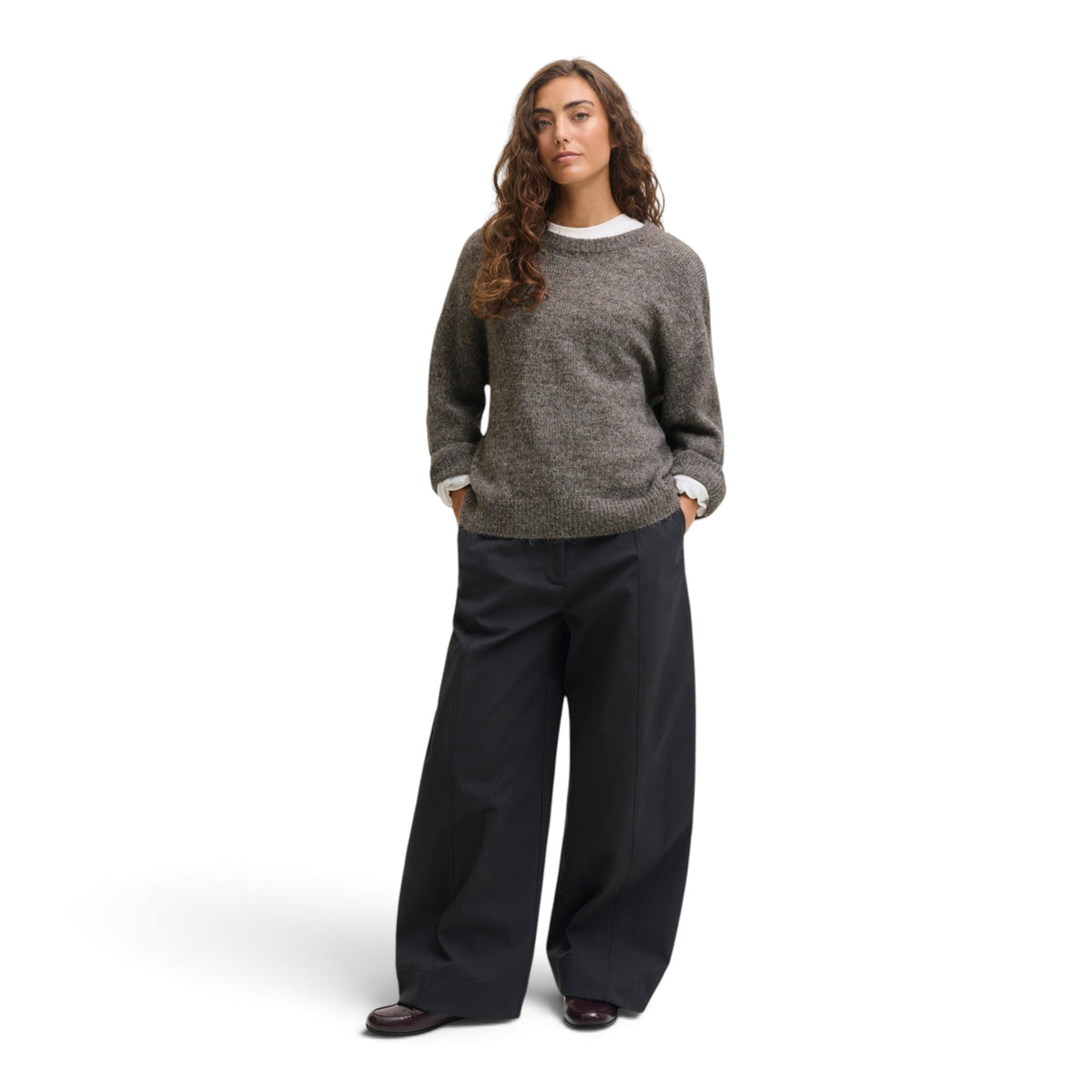 LOU CREW NECK KNIT