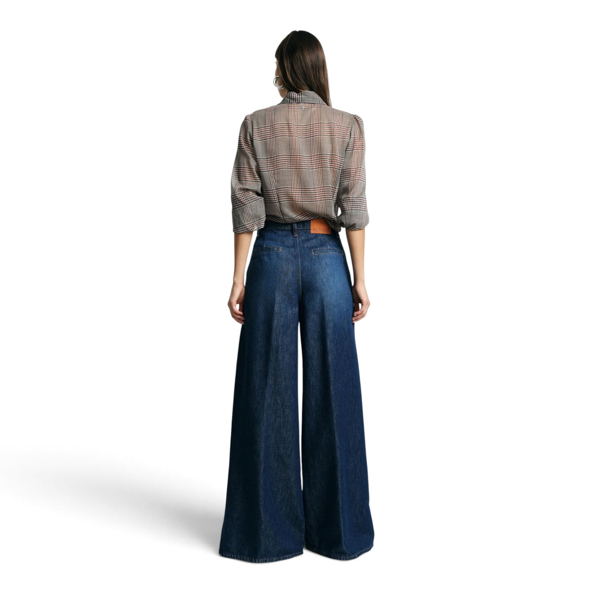 JEANS AMPI CON PINCES A VITA ALTA