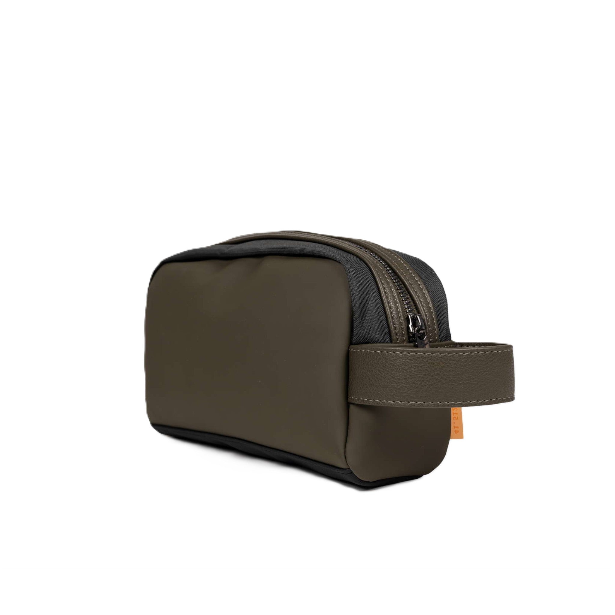 JUNGLE TOILETRY