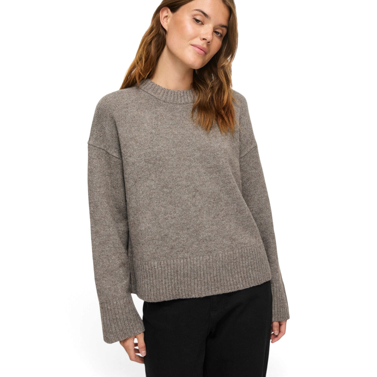 SIA O-NECK KNIT PULLOVER