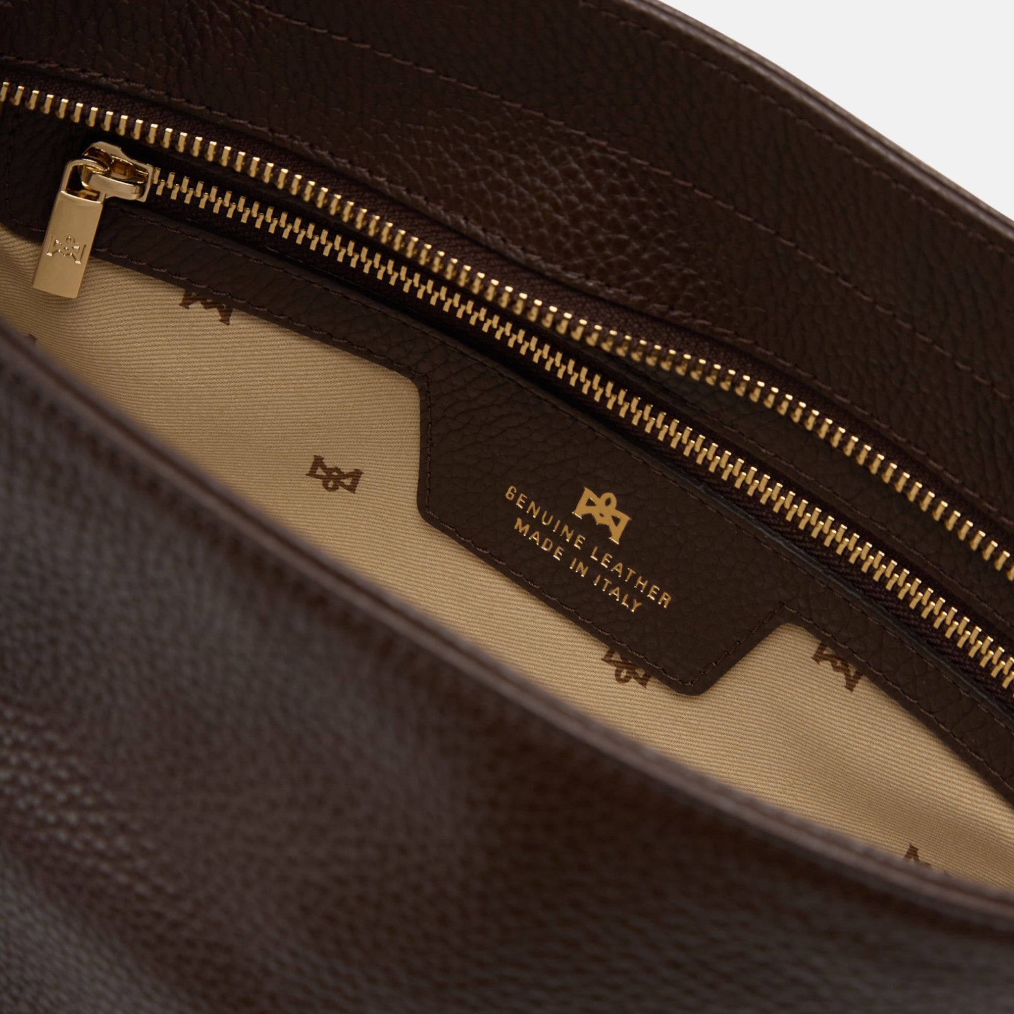 CHARLOTTE HOBO DOLLARO