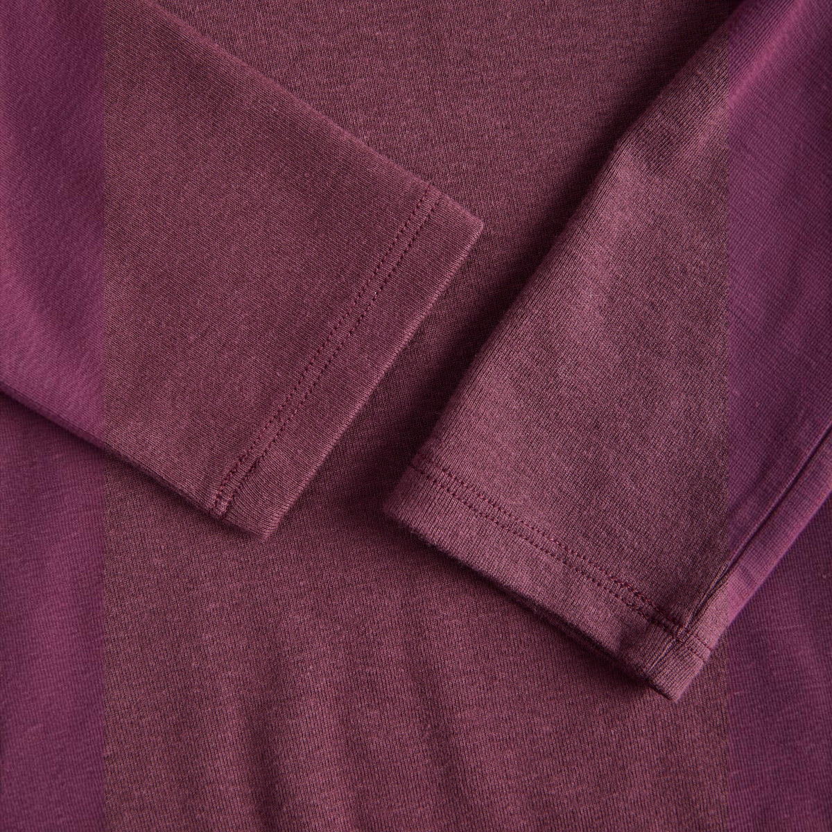 STAR HIGH NECK TEE