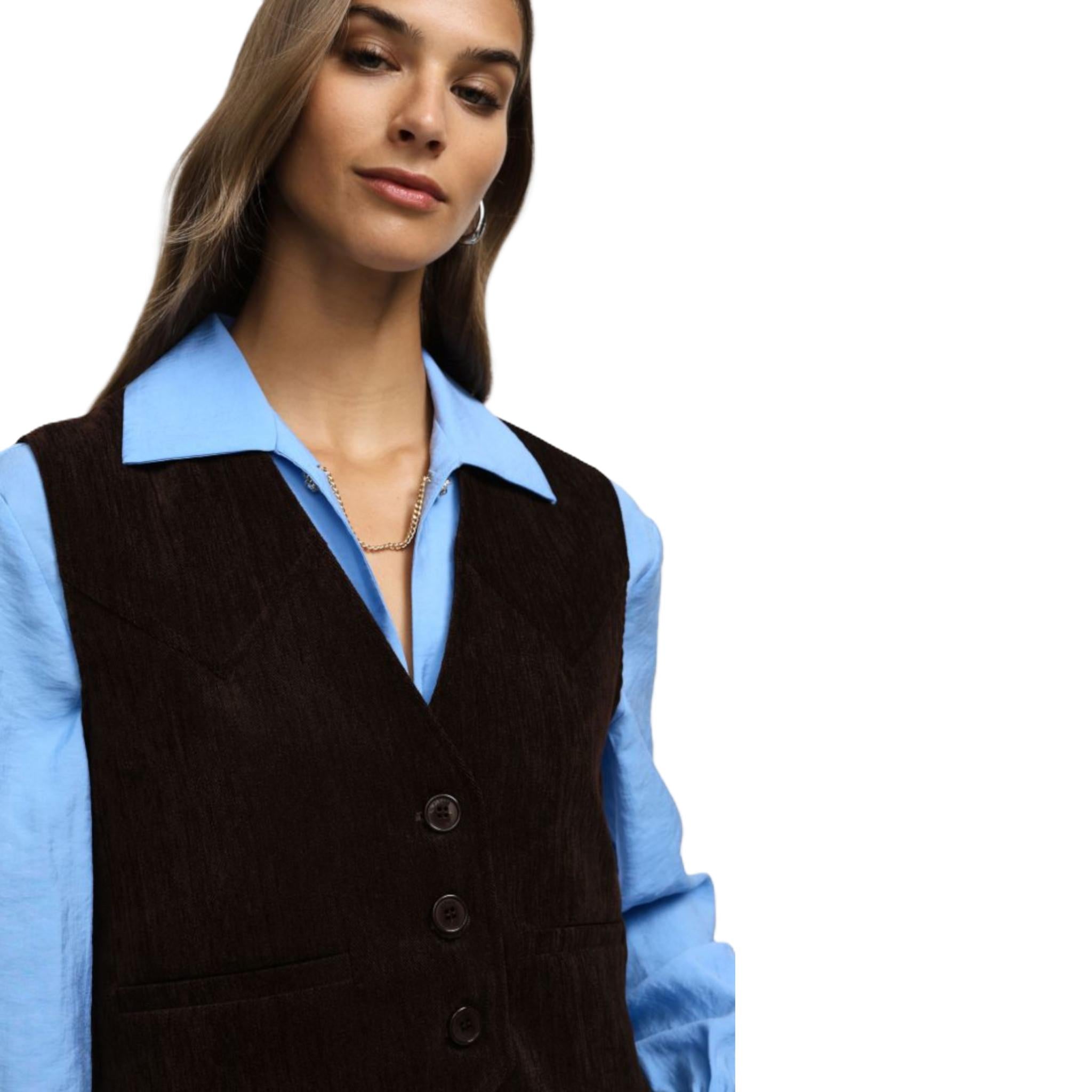 GILET CON ABBOTTONATURA FRONTALE