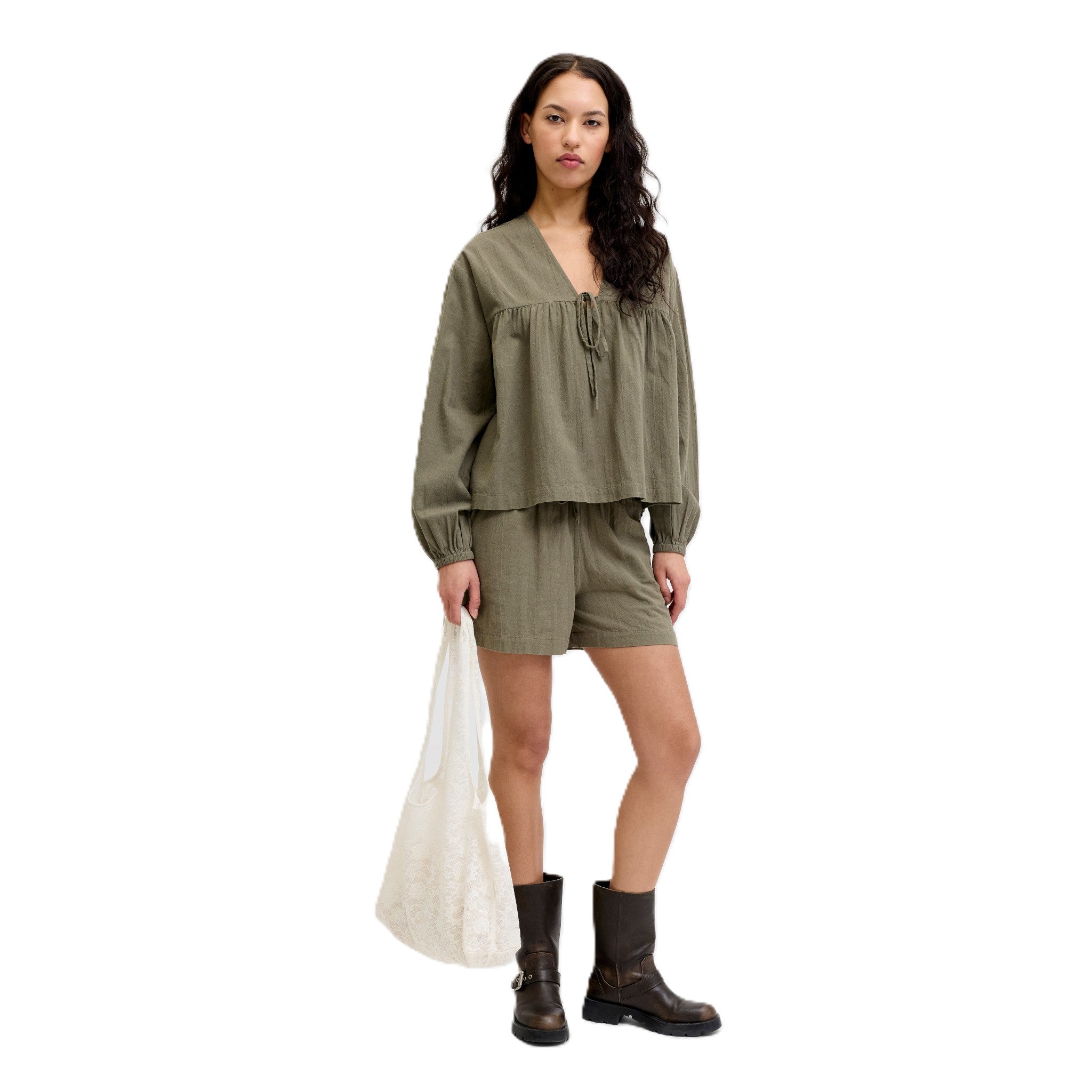KIA STRUCTURE V-NECK BLOUSE