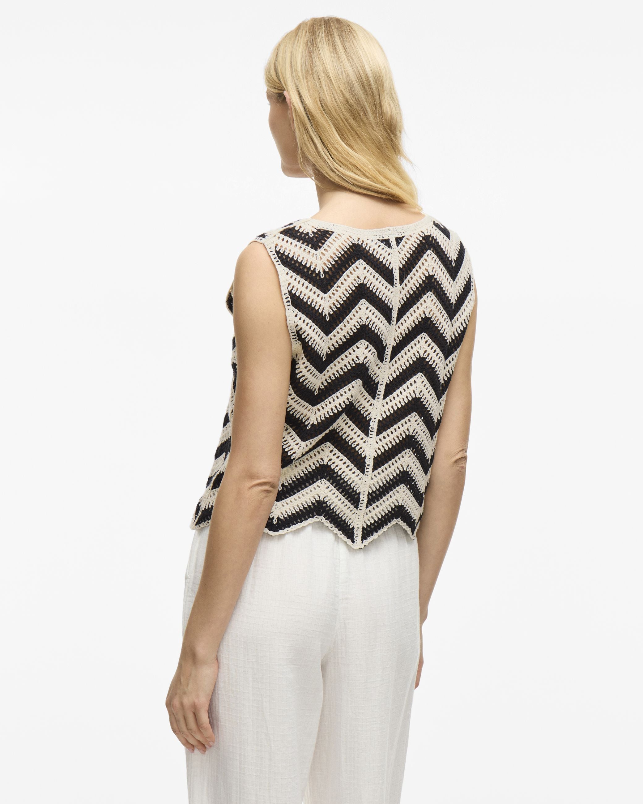 VISERILDA V-NECK VEST